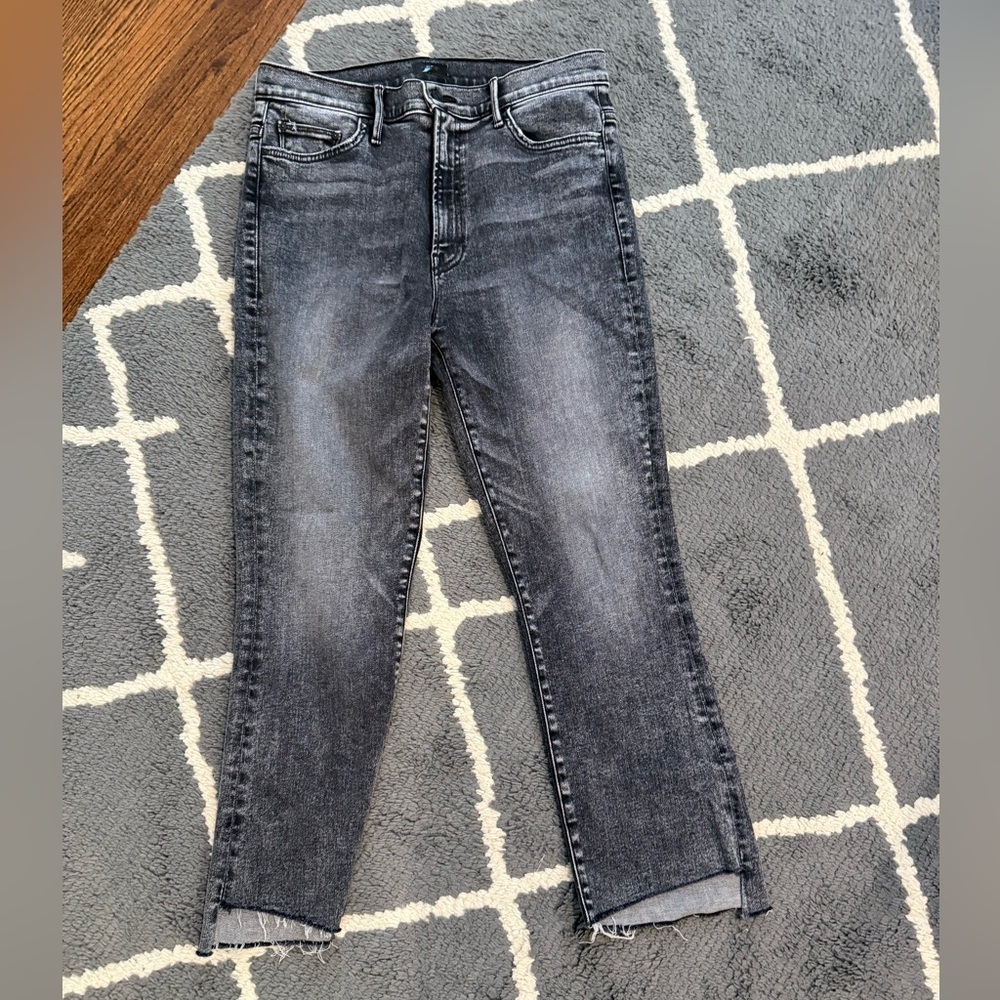 MOTHER The Insider Crop Step Fray Jeans